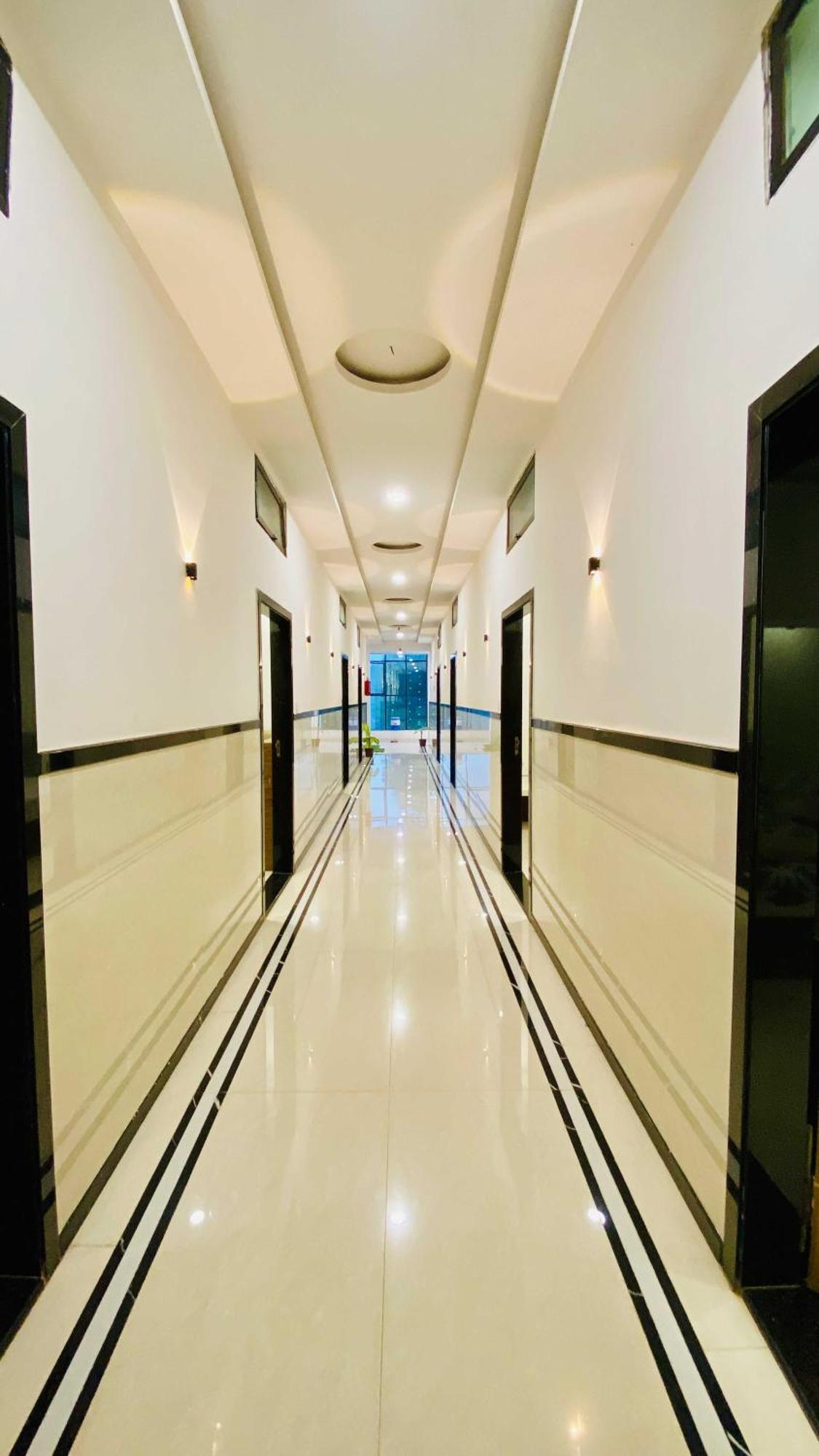 Hotel Gayatri Palace Godarpura Luaran gambar